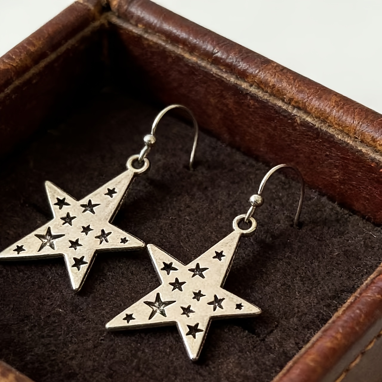 Women's Retro Distressed Star Drop Earrings — Unique Style